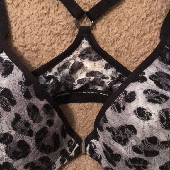 🌺 L.E.I. 36D PUSH-UP BRA - Picture 7 of 8